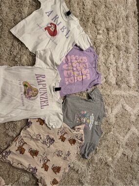 Disney Girls Graphic Tee Lot - White, Lavender, Gray, Cream